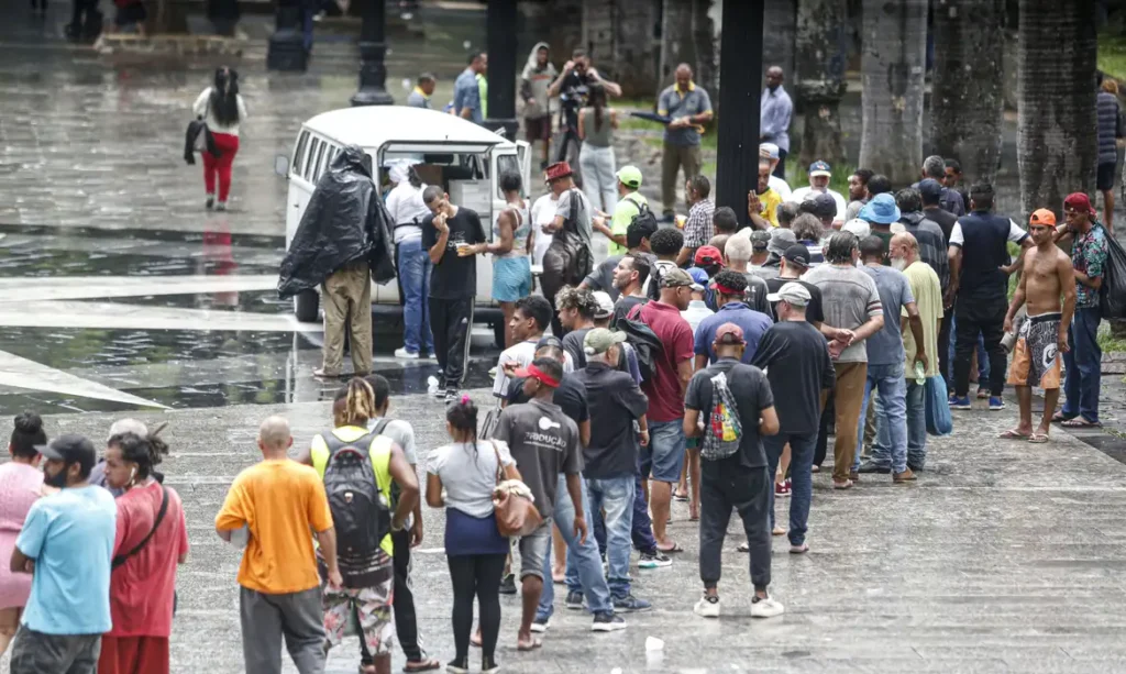 MPF acusa município do Rio de omissão com população em situação de rua