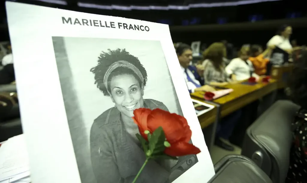 Rede X deve fornecer dados de quem postou ofensas contra Marielle