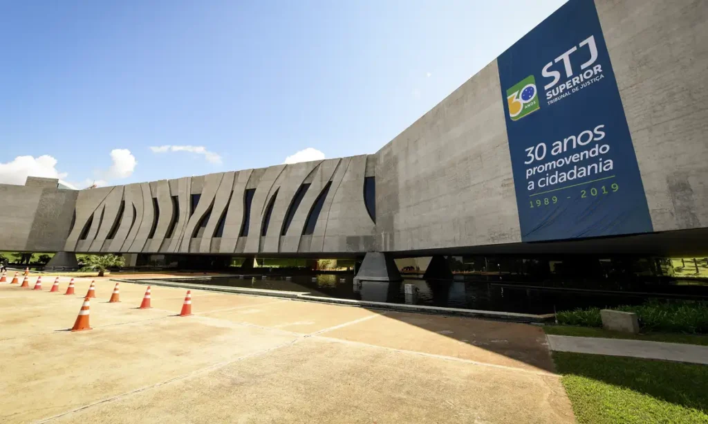 STJ valida “nervosismo” como razão para abordagem e busca policial