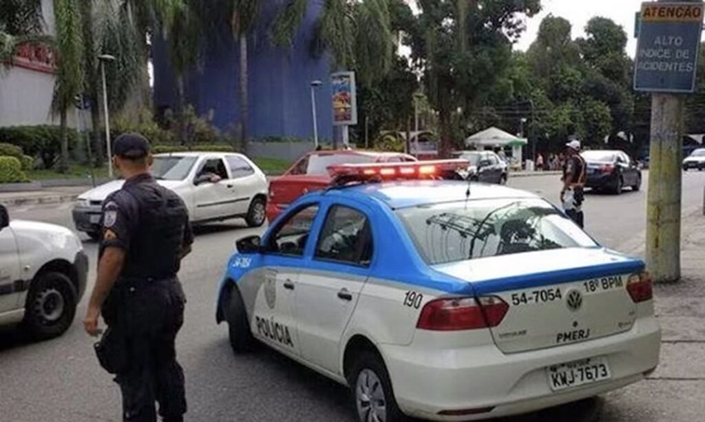 Roubos de rua e de veículos diminuem em agosto no Rio de Janeiro