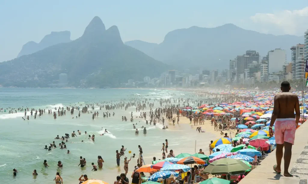 Polícia Militar antecipa início da Operação Verão no Rio