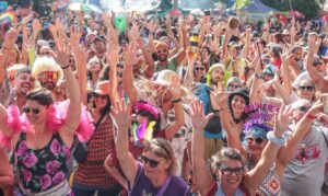 Charretinhas do Forró mantém folia de resistência na Vila Planalto