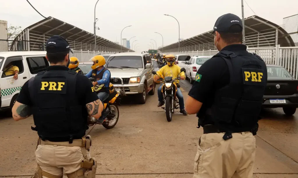 Crimes na tríplice fronteira são tema do Caminhos da Reportagem