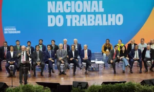 Fim do 6×1: Lula propõe negociação entre patrões, empregados e governo