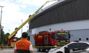 Incêndio no Velódromo do Rio é controlado; pista não teve impacto