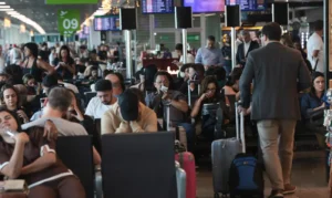 Após pane, Aeroporto de Congonhas vai operar até meia-noite