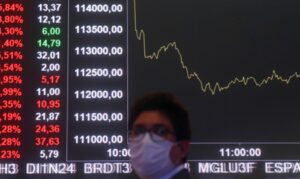 Bolsa tem pior mês desde 2023, e dólar sobe 1,82% em maio