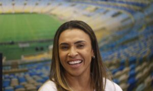Com Marta como embaixadora, Tesouro quer atrair mais investidores