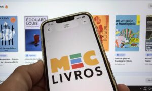 MEC Livros empresta mais de 3 mil títulos por dia; veja os mais lidos