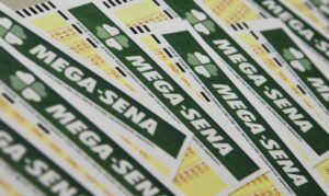 Mega-Sena acumula e prêmio principal vai para R$ 7 milhões