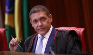 TSE terá outra reunião com embaixadores para explicar urna eletrônica