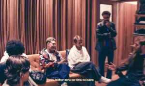 Artistas de diferentes gerações interpretam clássicos de Chico Buarque