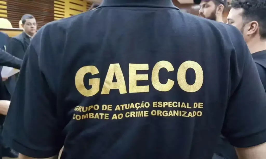 MP do Rio denuncia 20 pessoas por envolvimento com milícia e facção