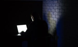 TSE debate combate a deepfake nas eleições